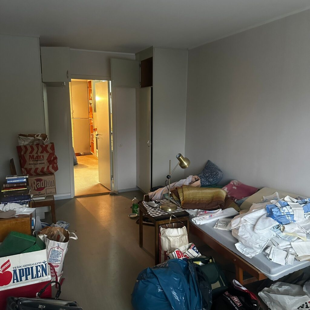 Dödsbotömning och städning